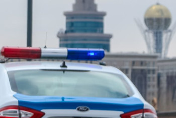 Фотография к новости: На улице Нур-Султана у девушки вырвали пакет с 2,8 миллионами тенге