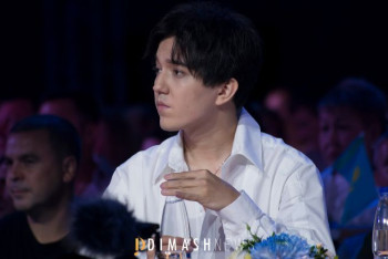 Фотография к новости: Новая песня Димаша  Кудайбергена попала в чарт Billboard