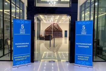 Фотография к новости: Начали работу участки для голосования на референдуме ещё в нескольких странах