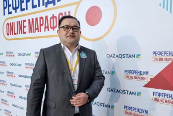 Фотография к новости: "Сейчас власть советуется с населением" - политолог