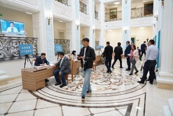 Фотография к новости: Явка на референдум в Санкт-Петербурге, Казани и Омске составила сто процентов