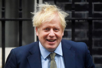 Фотография к новости: Джонсон сохранил за собой пост премьера после скандала с вечеринками во время карантина