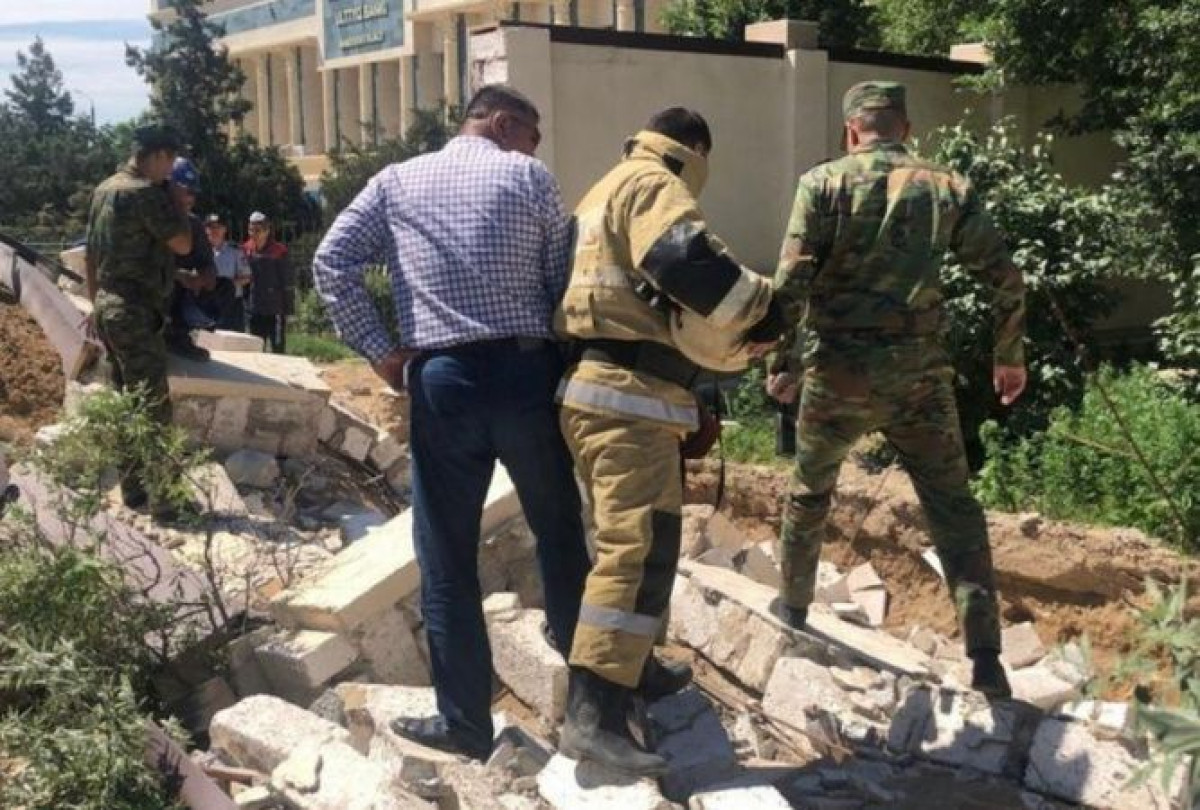 Стеной насмерть придавило рабочего в Актау