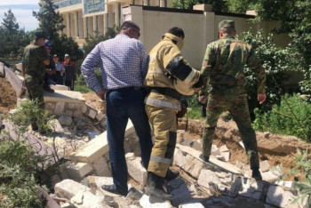 Фотография к новости: Стеной насмерть придавило рабочего в Актау