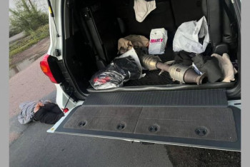 Фотография к новости: Группу парней, снимавших катализаторы с машин, задержали в Алматы