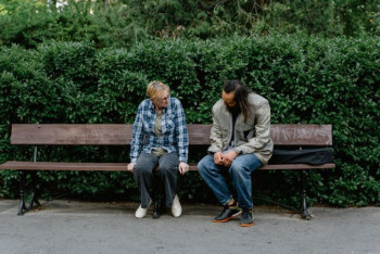 Фотография к новости: Бездомные оказались директорами и учредителями фирм с оборотом около 800 миллионов тенге в Актобе