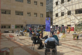 Фотография к новости: В Израиле объявили о шестой волне коронавируса