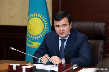 Фотография к новости: Женис Касымбек продолжит руководить Карагандинской областью