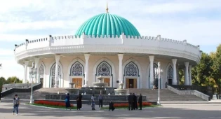 В Узбекистане отмечают 30-летие казахского национального культурного центра