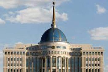 "Президент выходит на более высокий уровень патриотизма" — эксперты о создании национального курултая