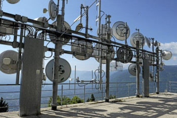 Преобразовать телеканалы "Хабар" и QAZAQSTAN предложил Байменов