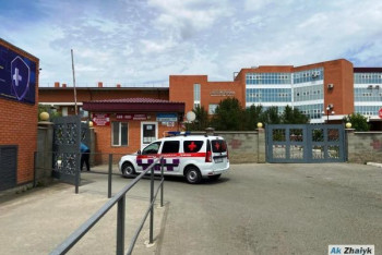 Фотография к новости: Полуторагодовалый ребёнок и еще несколько человек отравились донерами в Атырау