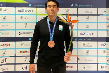 Фотография к новости: Казахстанец стал бронзовым призёром чемпионата мира по пара плаванию