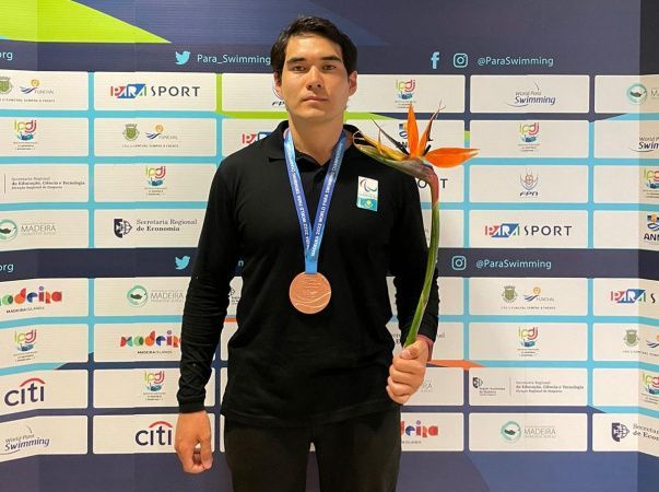 Фотография к новости: Казахстанец стал бронзовым призёром чемпионата мира по пара плаванию