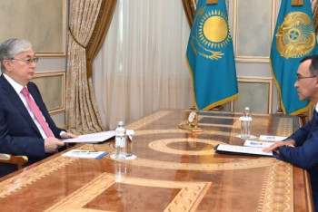 Фотография к новости: Парламент направил на подпись Токаеву 68 законов