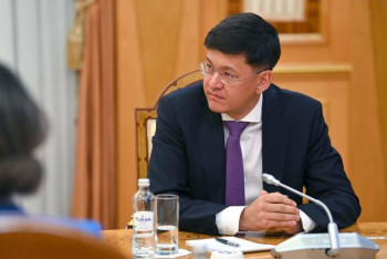 Фотография к новости: "Привели просить три миллиарда тенге". Дармен Садвакасов ответил на критику в адрес Федерации шахмат