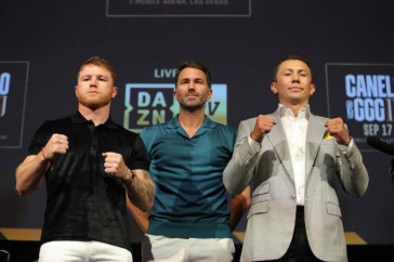 Фотография к новости: Головкин и "Канело" провели первую дуэль взглядов