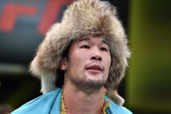 Шавкат Рахмонов досрочно выиграл четвёртый бой в UFC