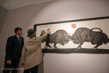 Фотография к новости: Благородная живопись тысячелетней корейской волны: художник из Кореи открыл выставку в Нур-Султане