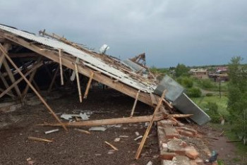 Фотография к новости: Ураган оставил без света свыше пяти тысяч жителей Акмолинской области