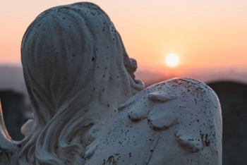 Фотография к новости: Объем ритуальных услуг в РК вырос более чем вдвое с прошлого года