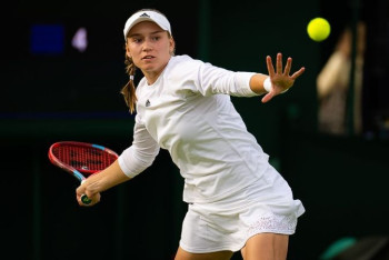 Фотография к новости: Казахстанка Елена Рыбакина вышла во второй круг Уимблдона