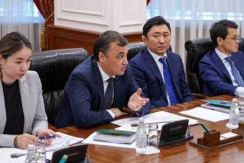 Фотография к новости: Демонополизацию экономики обсудил премьер-министр с госорганами