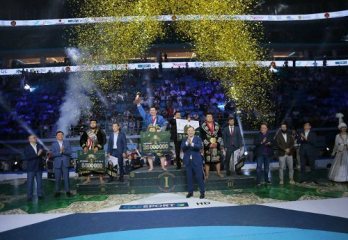 Фотография к новости: Определился победитель турнира "Қазақстан барысы-2022"