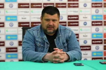 Фотография к новости: Главный тренер "Акжайыка" подал в отставку после поражения в матче с "Кайратом"