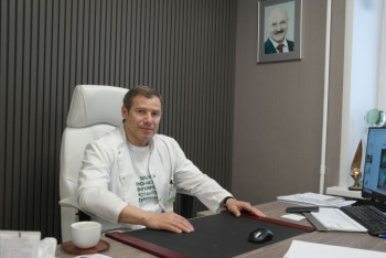 Фотография к новости: "Ни одна страна не решит вашу проблему". Главный трансплантолог Беларуси о посмертном донорстве в Казахстане