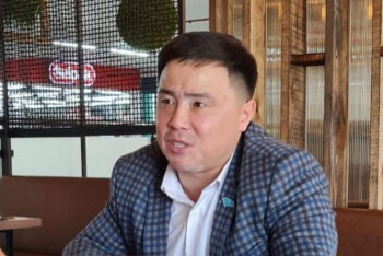 Галстук вместо кимоно: тренировать детей после работы намерен 32-летний аким Щучинска