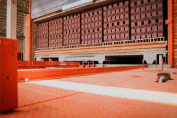 Фотография к новости: Кирпичный завод мощностью до 120 миллионов штук в год заработал близ Нур-Султана