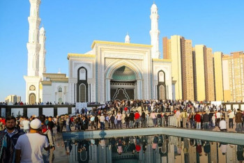 Фотография к новости: Глава государства поздравил казахстанцев с праздником Курбан айт