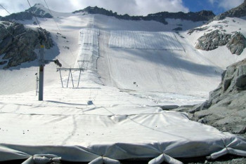 Фотография к новости: Итальянские власти подтвердили гибель 11 человек при обрушении ледника