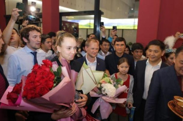 Фотография к новости: Елена Рыбакина прилетела в Нур-Султан