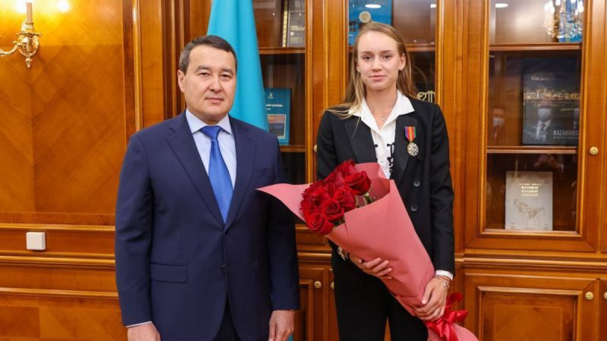 Елена ﻿Рыбакина рассказала, как потратит призовые за победу на Уимблдоне