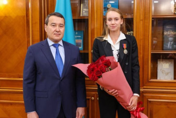 Фотография к новости: Елена ﻿Рыбакина рассказала, как потратит призовые за победу на Уимблдоне