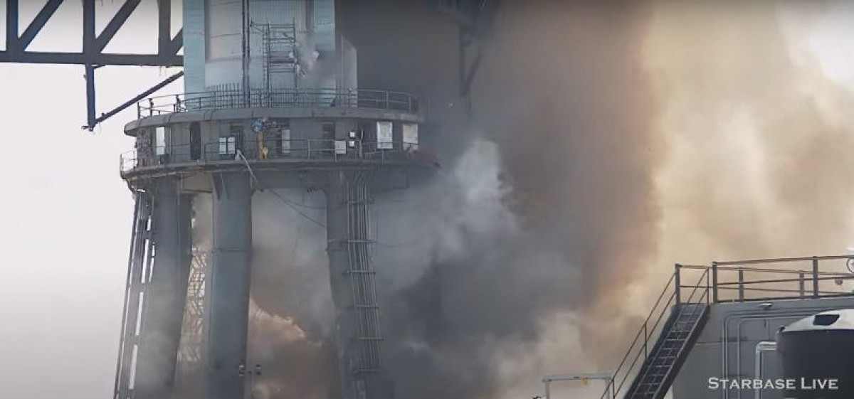 Ракетоноситель Space X взорвался во время испытаний