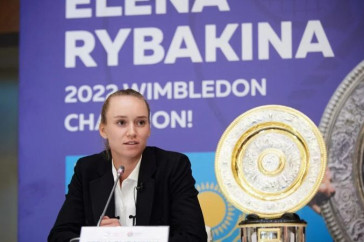 Фотография к новости: Елена Рыбакина не смогла прилететь в Алматы