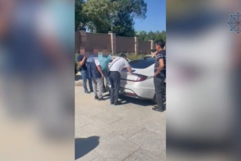 Фотография к новости: Отбирали бизнес. Пресечена деятельность рейдерской группы в Алматы