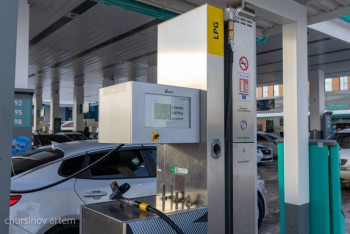 Фотография к новости: Госрегулирование цен на бензин Аи-95 отменили в Казахстане