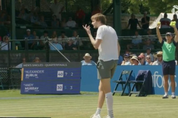 Фотография к новости: Казахстанский теннисист Александр Бублик поругался с судьёй на турнире в США