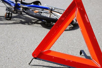 Фотография к новости: Казахстанца на велосипеде насмерть сбила машина в Кыргызстане