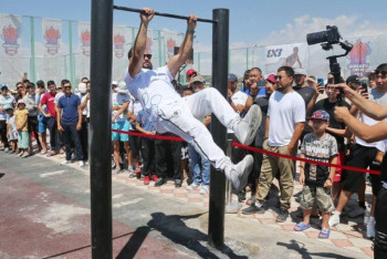 Алматы принимает фестиваль по подтягиванию на турнике Tartyl Fest