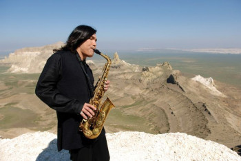 Фотография к новости: В честь Батырхана Шукенова хотят назвать одну из улиц Тараза