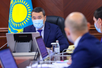 Фотография к новости: Вопросы модернизации экономики Казахстана обсудили на госкомиссии в правительстве