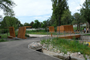 Фотография к новости: На набережной реки Есентай в Алматы появилось новое общественное пространство