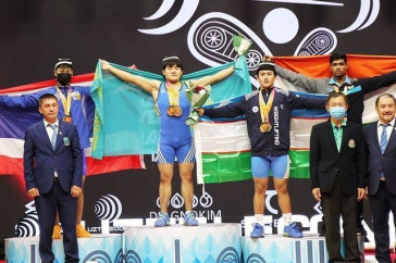 Фотография к новости: Казахстанский тяжелоатлет установил рекорд на чемпионате Азии