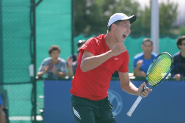 Фотография к новости: Впервые сразу три казахстанца сыграют в полуфинале "Кубка президента"