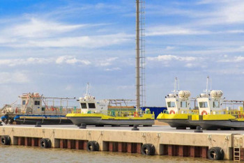 Фотография к новости: Из-за обмеления Урала суда не смогут устранить аварийные разливы нефти на Каспии